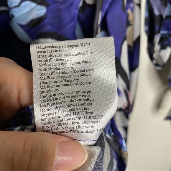 MUNTHE Hilda ruffled floral-print satin silk blend wrap dress - Picture 10 of 13